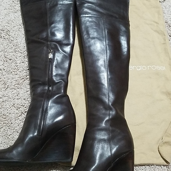 Sergio Rossi above the thigh high boots - Picture 2 of 6